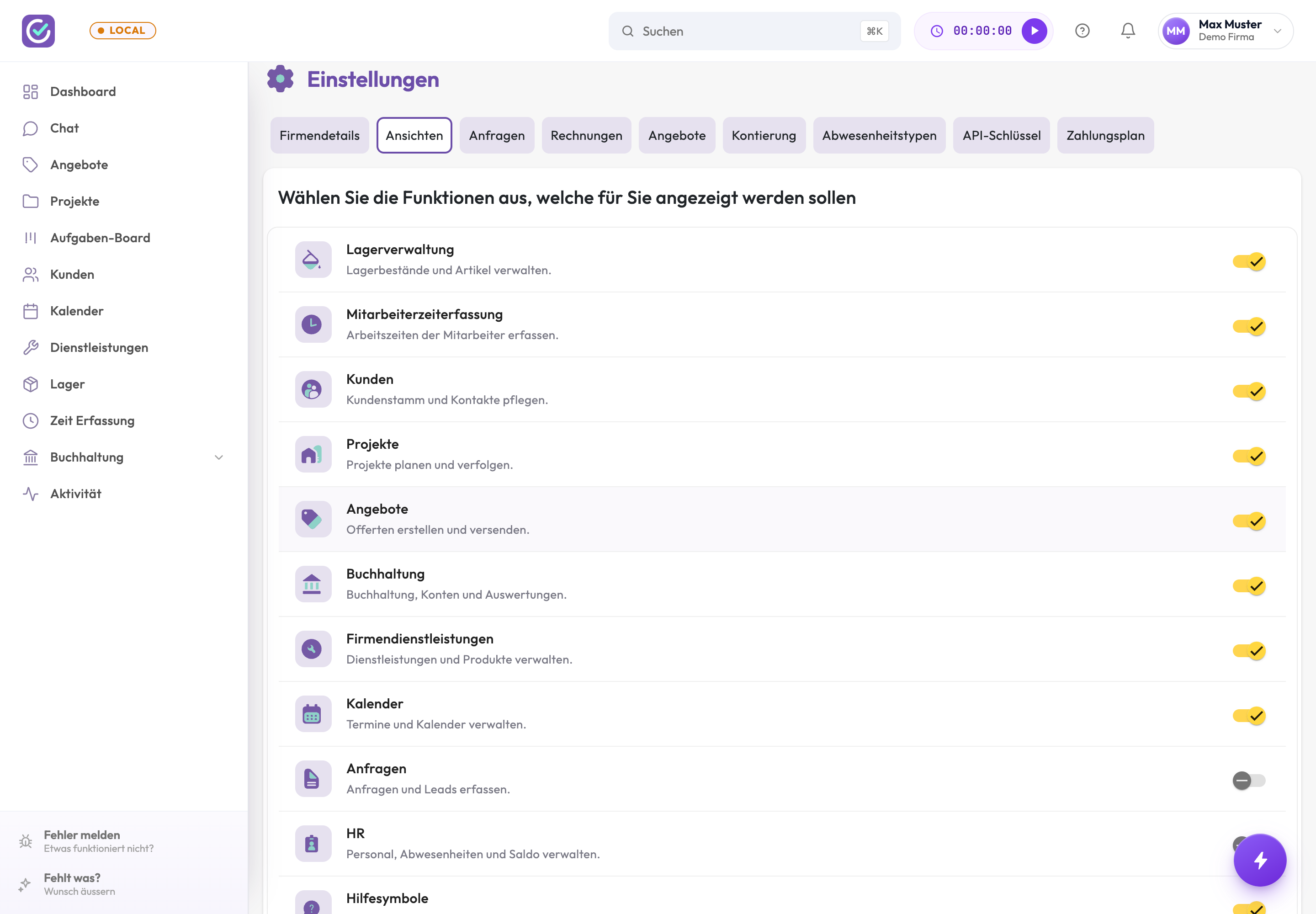 Finito-Einstellungen, Reiter Ansichten: Liste der Funktionen wie Lagerverwaltung, Zeiterfassung, Kunden, Projekte, Angebote und Buchhaltung, jeweils mit einem Ein/Aus-Schalter.