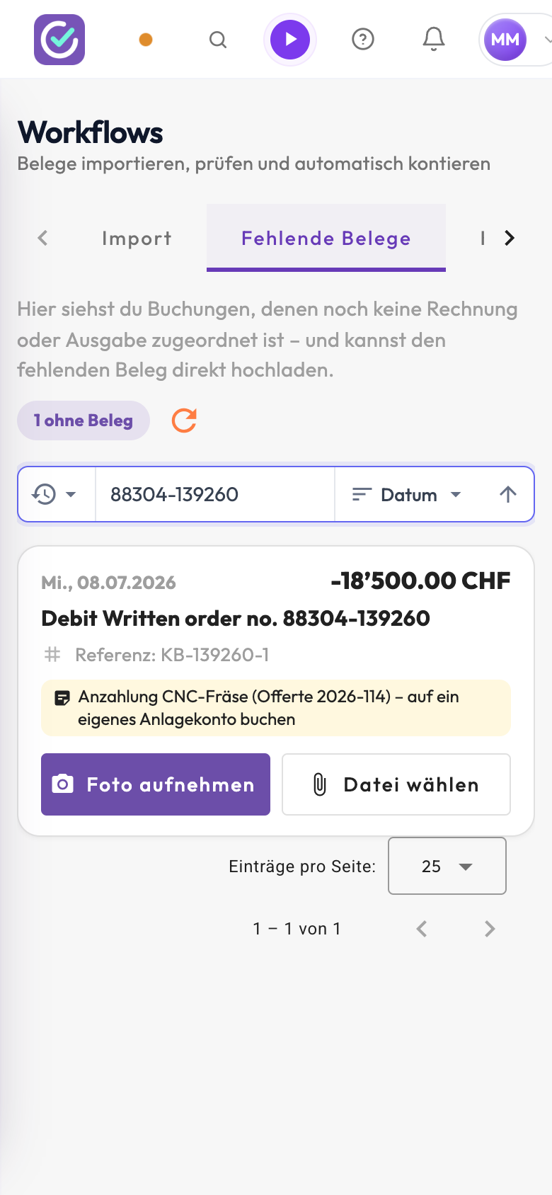Buchungskarte mit Kommentar auf dem Smartphone